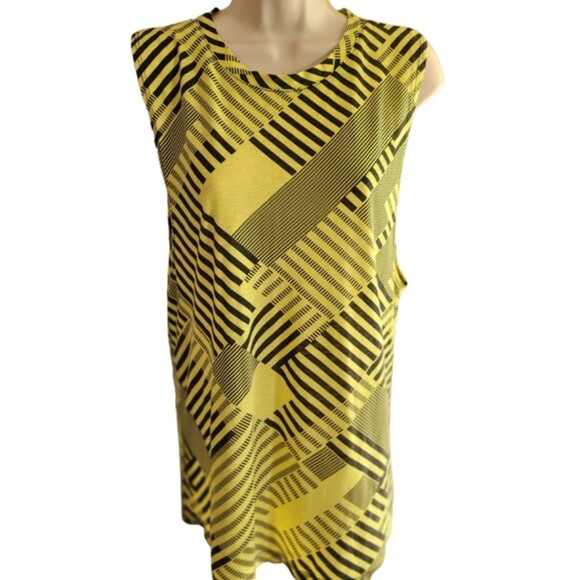 Fabletics Yellow and Black Geometric Sleeveless/Muscle Tank Size Small - Picture 1 of 6